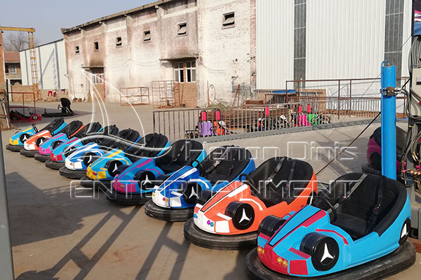indoor multi-colored battery powered bumper cars